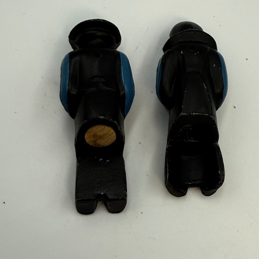 Vintage Amish Figurines Set of 4 Ceramic and Cast Metal Folk Art Decor 3 Inch - Picture 8 of 11